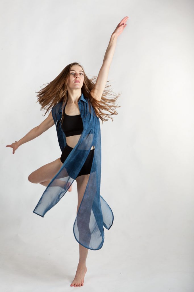 Fine art - Between Walls