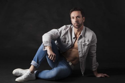 Fine art - Between Walls