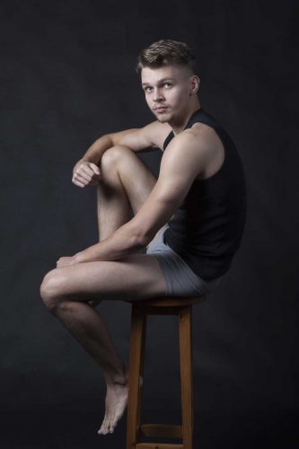 Fine art - Between Walls