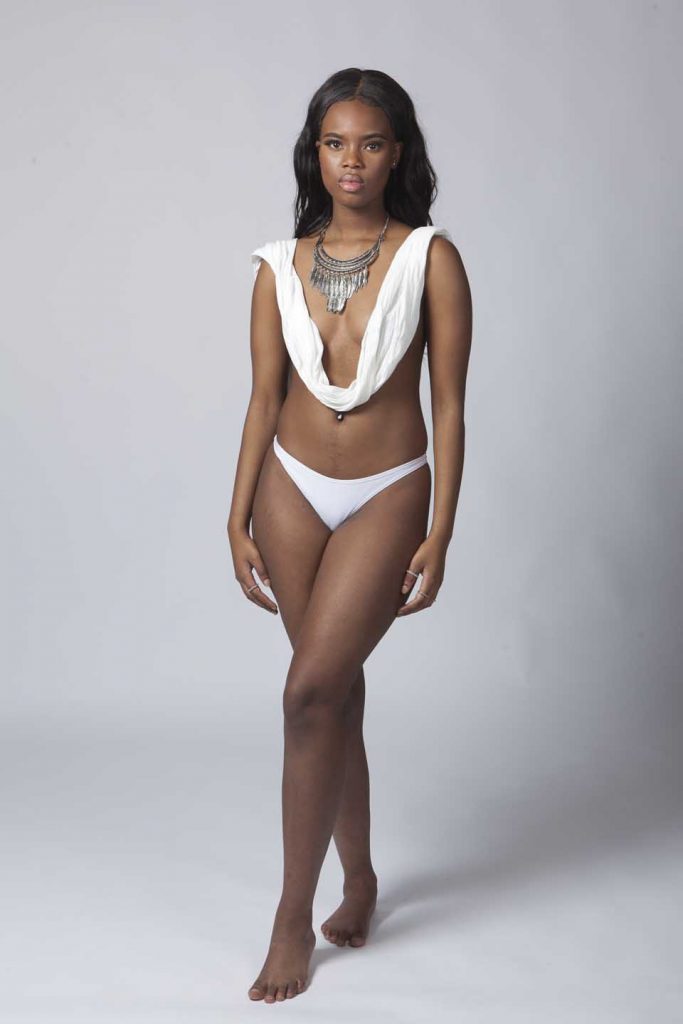 Moodboard Bedekt Topless