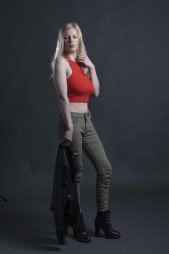 Fine art - Between Walls