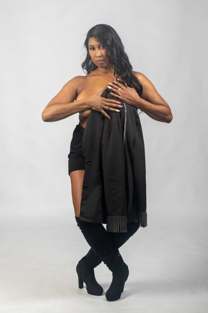 Moodboard Bedekt Topless